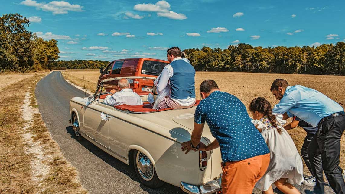 Sydney-CBD-Limos-And-Weddings